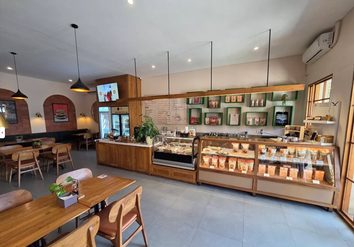 2080 Burger Sanur Interior