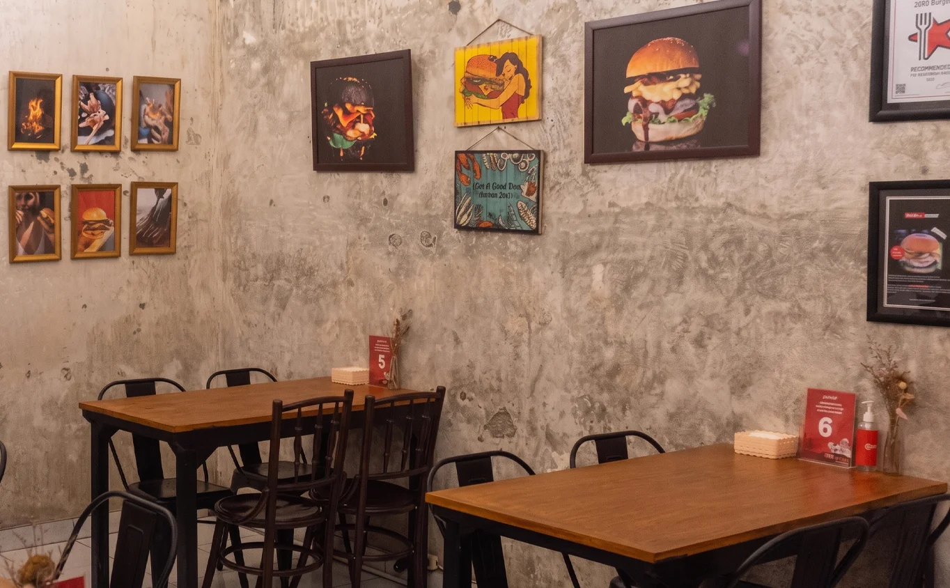 2080 Burger Uluwatu Interior