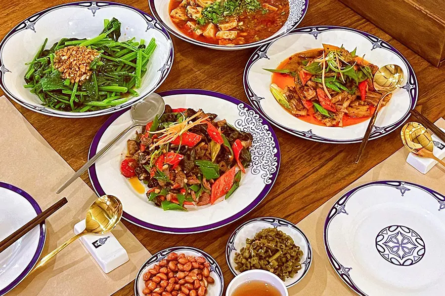 Panda Kitchen Food Serving